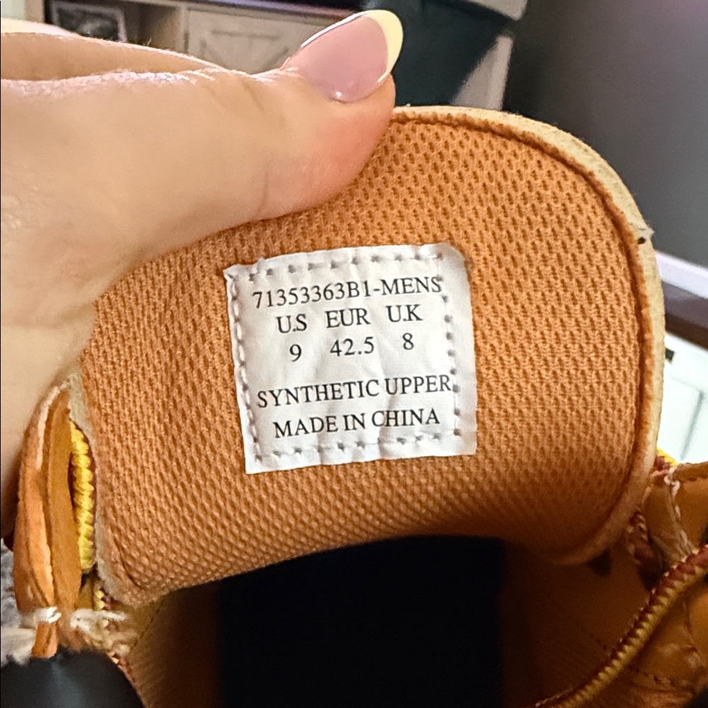 Men’s Workboots - Picture 4 of 5